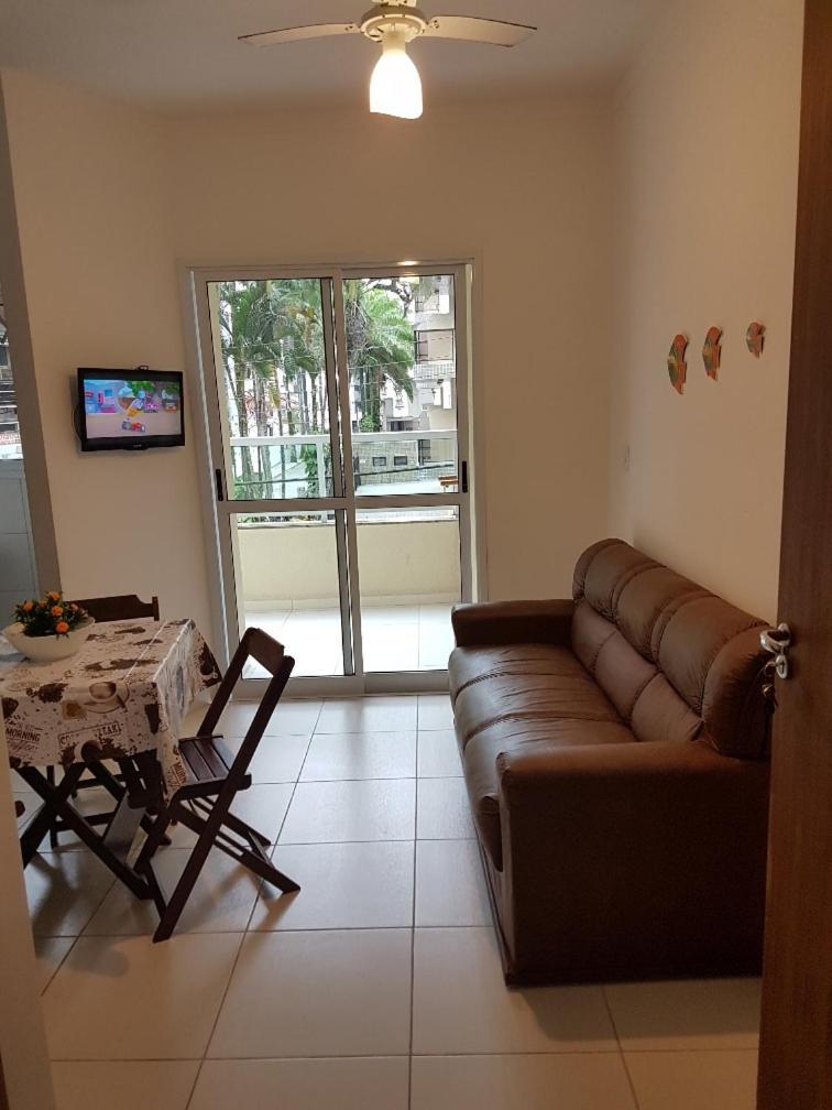 Condominio Newton Ximenes 30 Metros Da Praia Ubatuba Rum bild